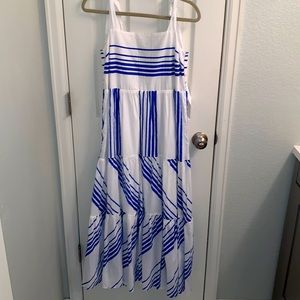 NWT-Maxi beautiful dress